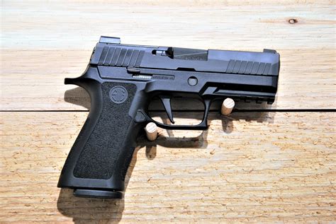 Sig Sauer P320 Carry Shooting