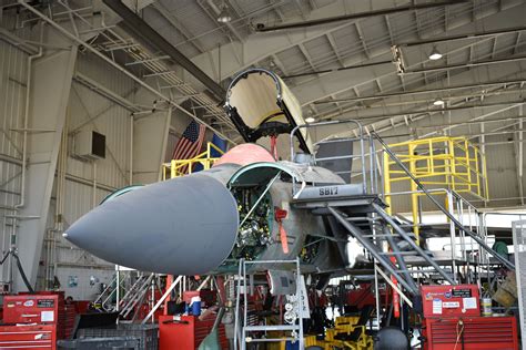 Silent Eagle F-15 maintenance