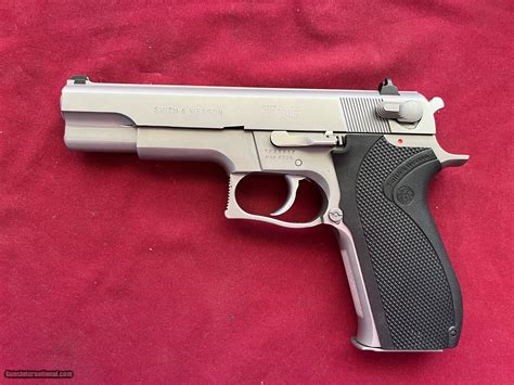 Smith & Wesson 4506 Image 4