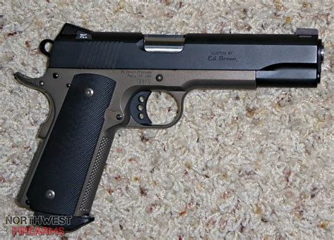 Special Forces 1911 features