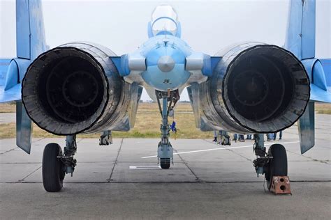 Su-27 engine