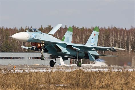 Su-27 landing