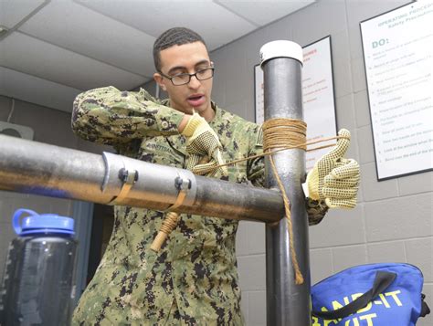 Navy Seals Submarine Training Image 5