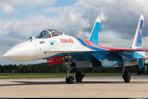 Sukhoi Su-35 in flight