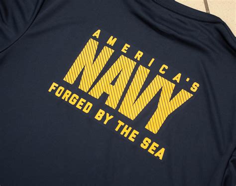 Top 7 Navy PT Gear Essentials