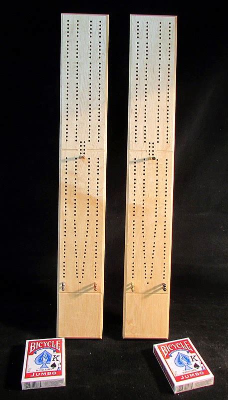 Tournament-style cribbage board