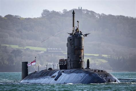 Trafalgar Class Submarine Gallery