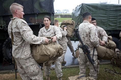 US Marines deploying to a combat zone