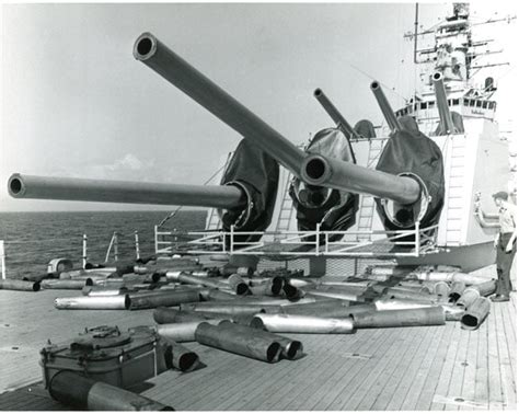 US Navy Cruiser Gun 1944 Artillery Powerhouse