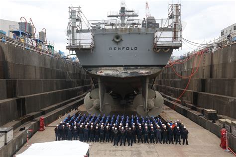 USS Benfold (DDG-65) in dry dock