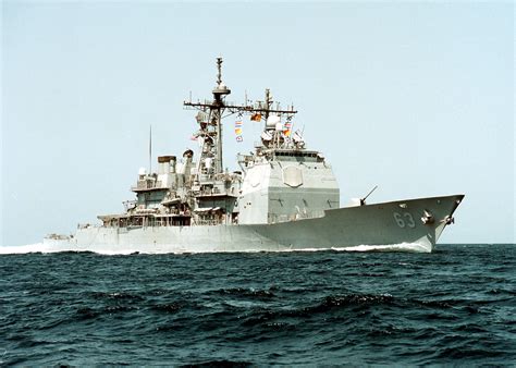 USS Cowpens in 1992