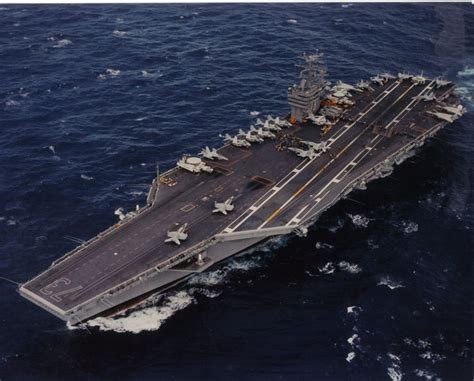 USS George Washington CVN 73 Image Gallery 3