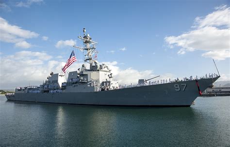 USS Halsey (DDG-97) at sea