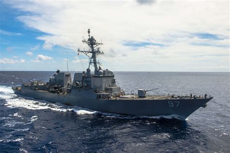 USS Halsey (DDG-97) at sea