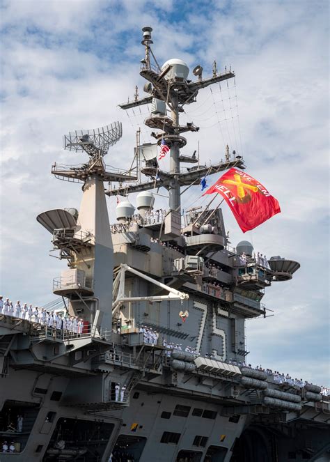 Crew members on board USS Harry S. Truman (CVN 75)