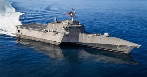 USS Independence LCS 2 in action