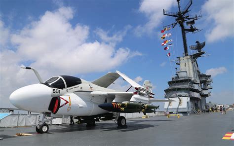 USS Lexington Parking