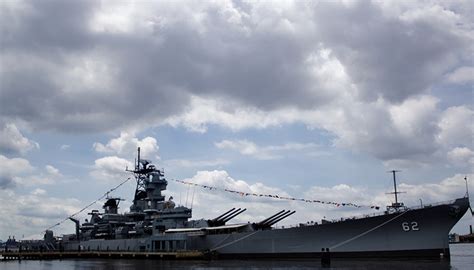 USS Missouri crew