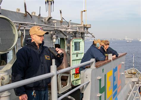 USS Shiloh CG-67 deployment