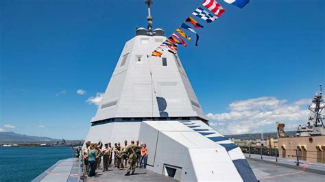 USS Zumwalt's advanced radar systems