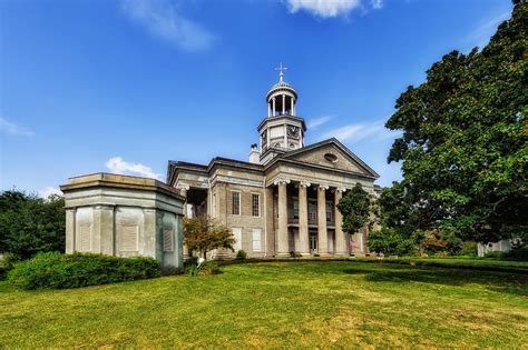 Vicksburg Courthouse Architecture