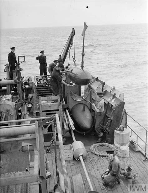 WW2 Minesweepers In Action