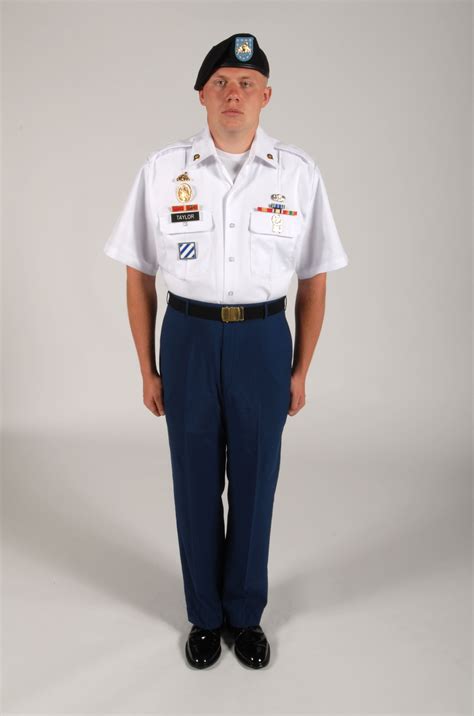 Wearing the Army Service Uniform