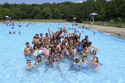 West End Commons Outdoor Activities