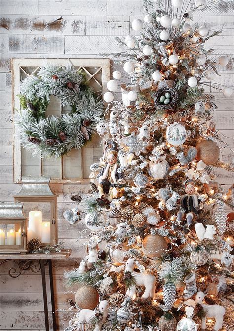 Whimsical Woodland Christmas Tree Decorating Ideas