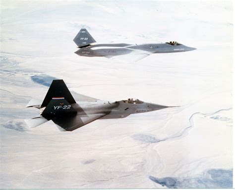 YF-22 and YF-23 side by side