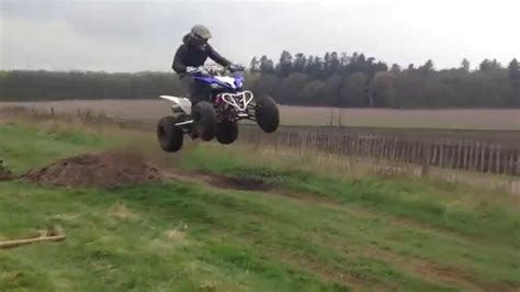 Yamaha Raptor 250 Jump Shot