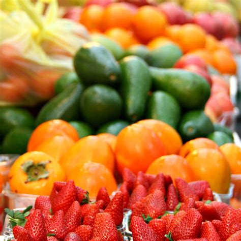 A person shopping for affordable healthy groceries