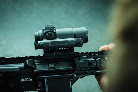 Aimpoint Comp M4