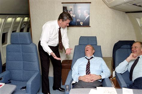 Air Force One pilots with Reagan