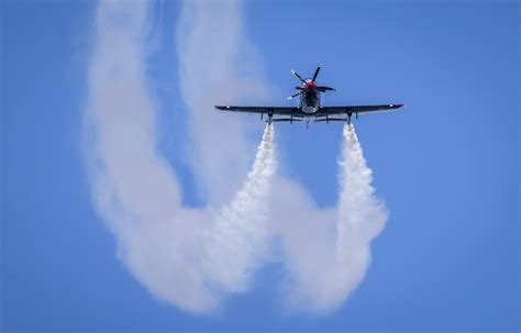 Air show with fighter jets