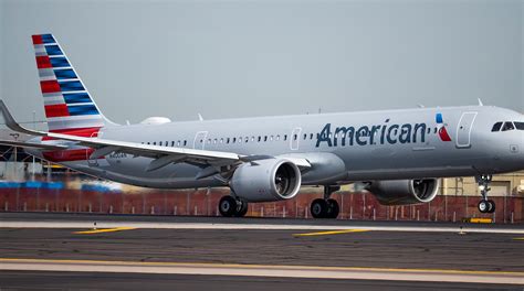 An Airbus A321neo taking off