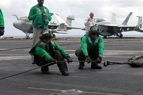 Aircraft carrier arresting gear operations