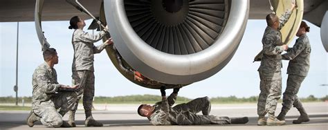 Aircraft Maintenance Specialist in the MDANG