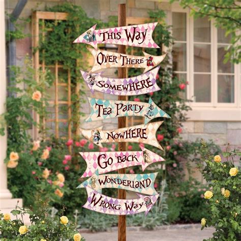 Alice in Wonderland Arrow Signs Design Ideas