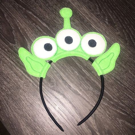 Alien Ears Headband Tutorials