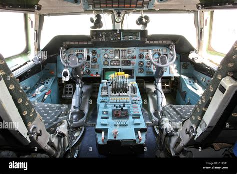 An-225 Cockpit