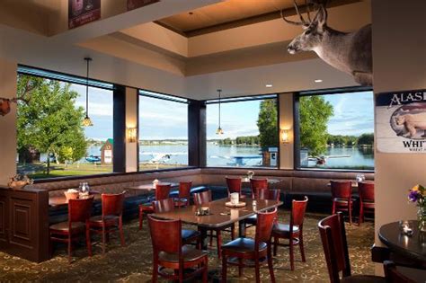 Restaurant reviews in Anchorage