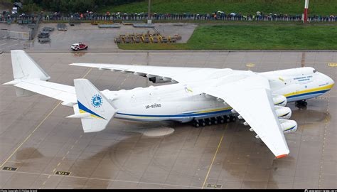 The Antonov An-225 Mriya in flight