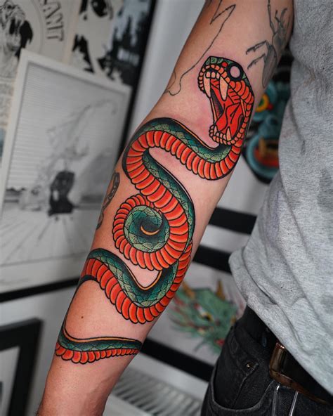 Description of Arm Snake Tattoos