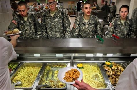 Army Female Recruits Eating Healthy