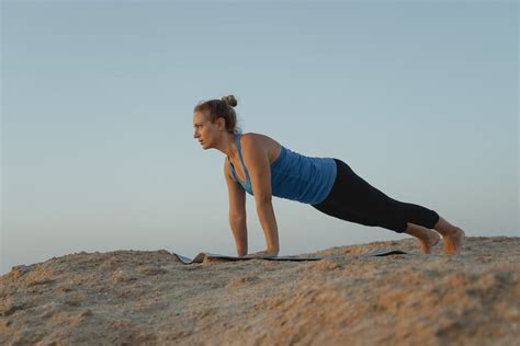 Army Fitness Requirements for Female Soldiers Image 10