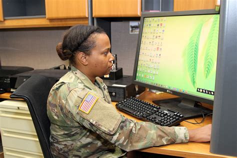 Army Military Intelligence Intelligence Analyst