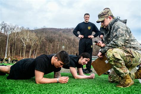 Army soldier doing planks