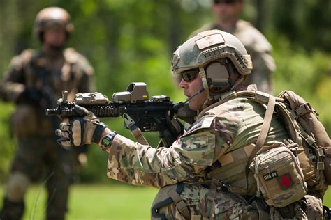 Army Special Forces operators in training