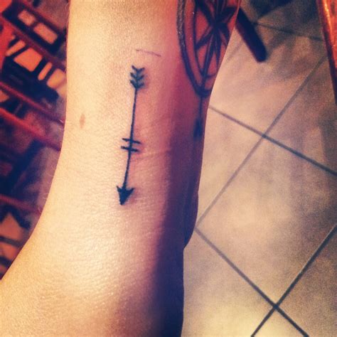 Arrow tattoos for men